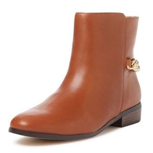 Renvy Riley Short Boot in Cognac 7